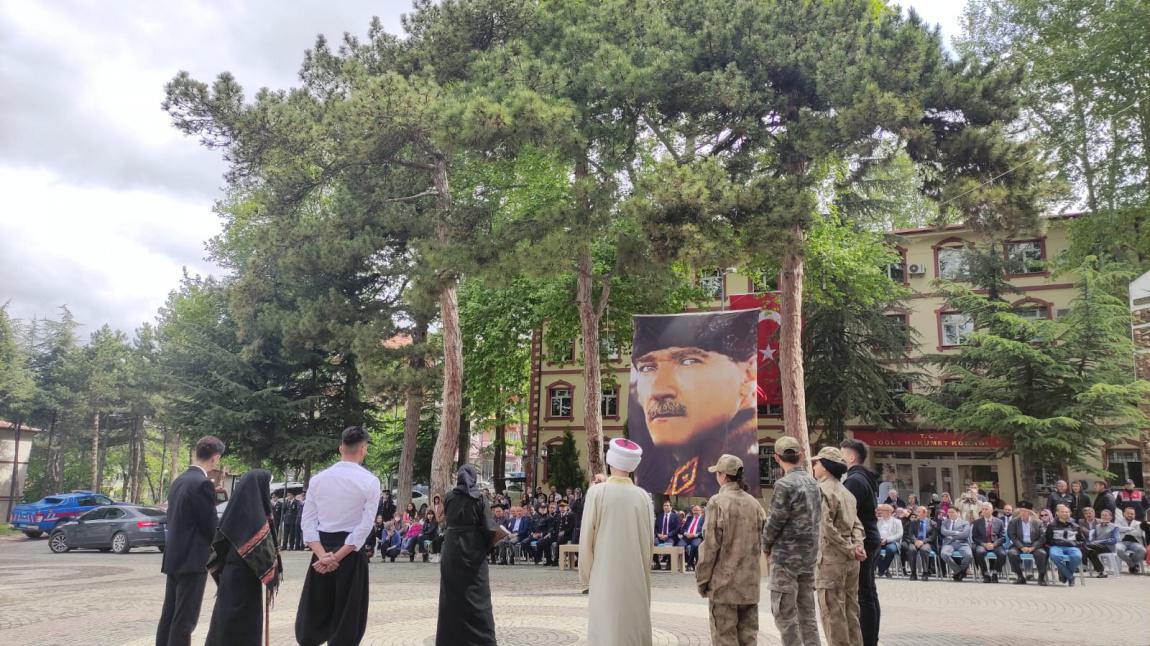 19 Mayıs Atatürk'ü Anma, Gençlik Ve Spor Bayramı Kutlandı